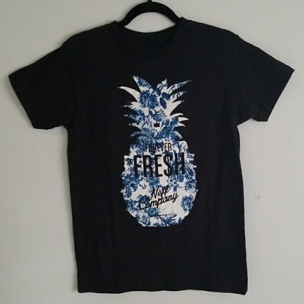 Neff pineapple tee